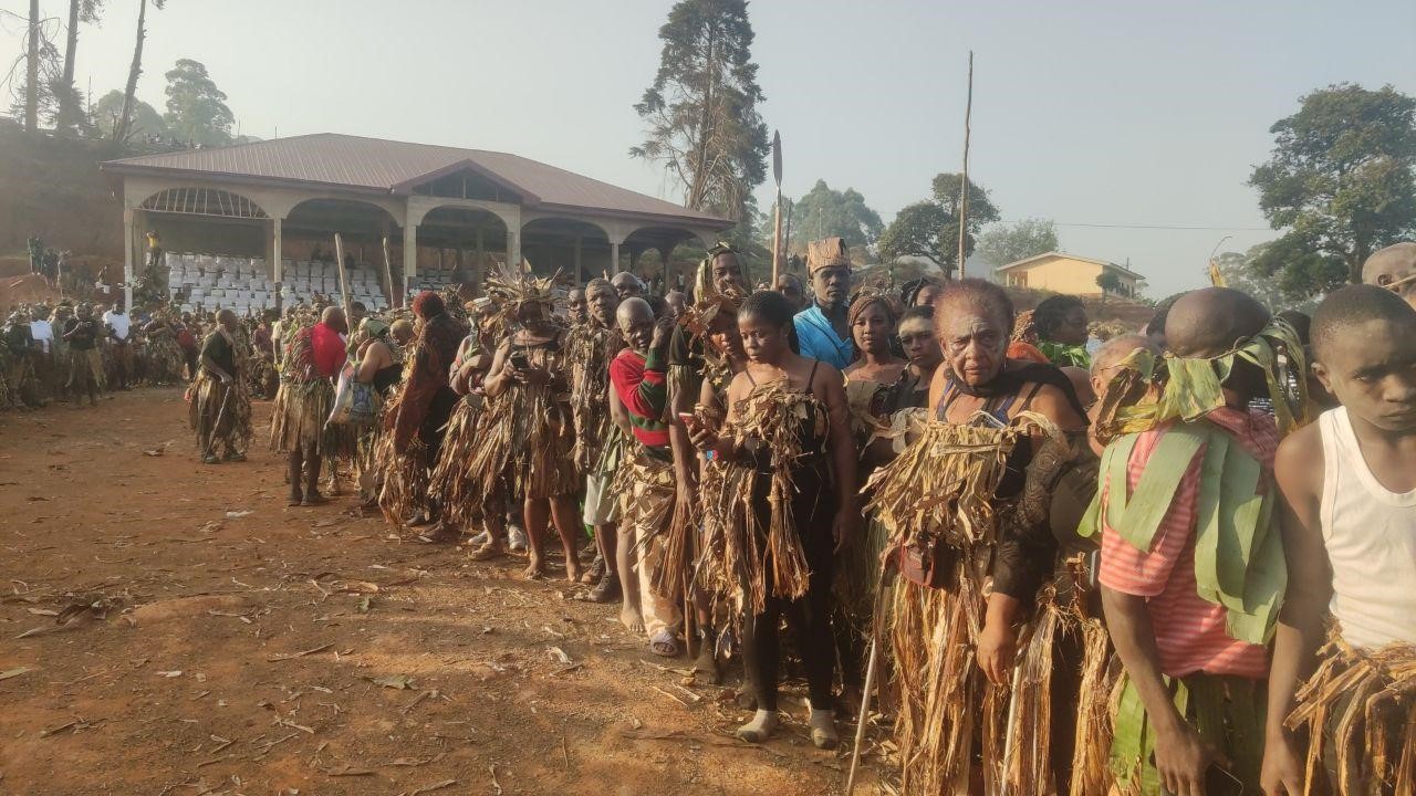 Village Akum : Des origines Bagangu à une communauté moderne de haute montagne
